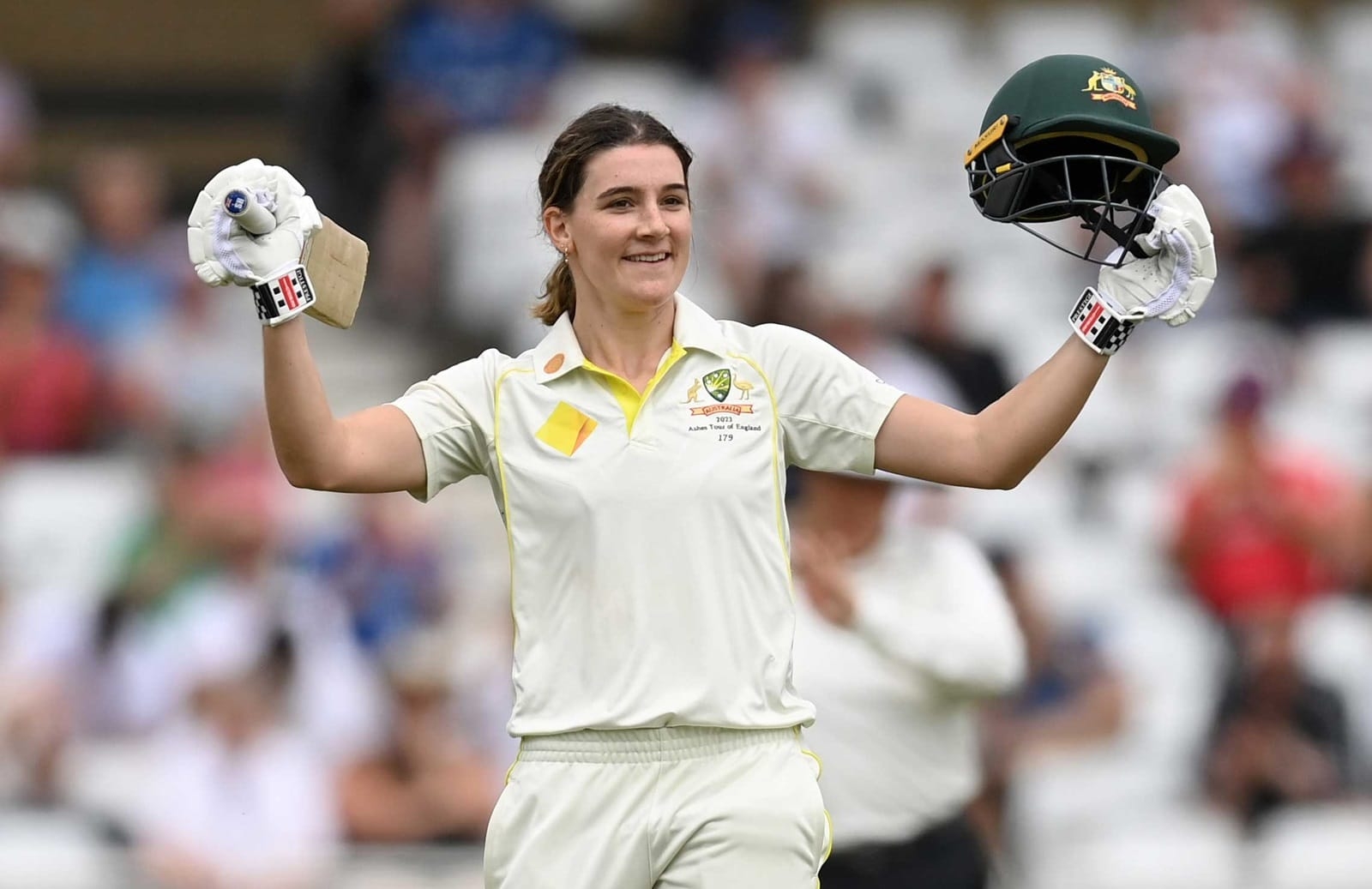 Women’s Ashes: Annabel Sutherland announces herself with record-breaking ton Women’s Ashes: Annabel Sutherland announces herself with record-breaking ton