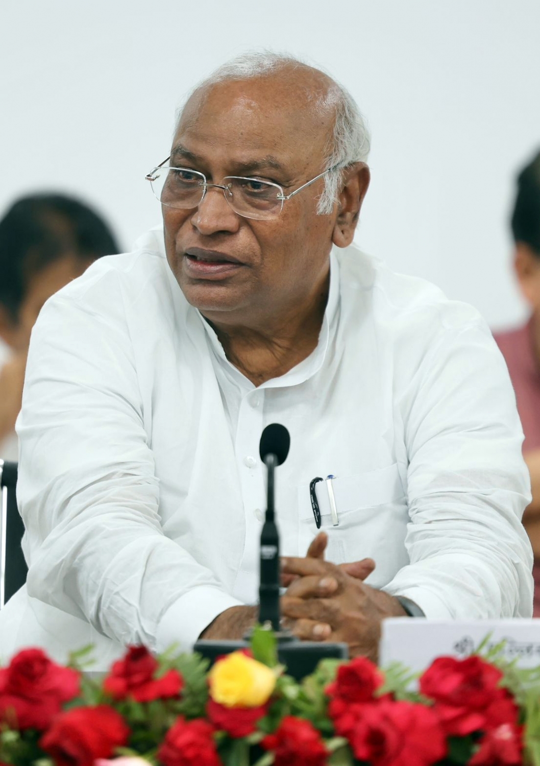 Kharge hits back at Centre after RBI’s paper on inflation Kharge hits back at Centre after RBI’s paper on inflation