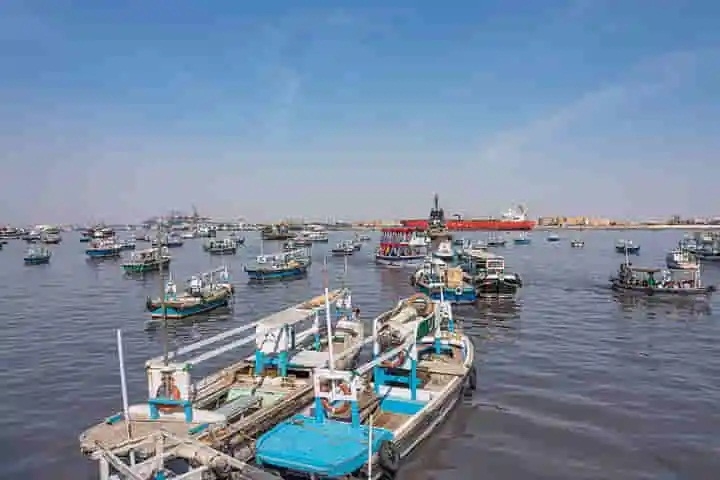 Part of Karachi port operations leased to UAE group for 50 years Part of Karachi port operations leased to UAE group for 50 years