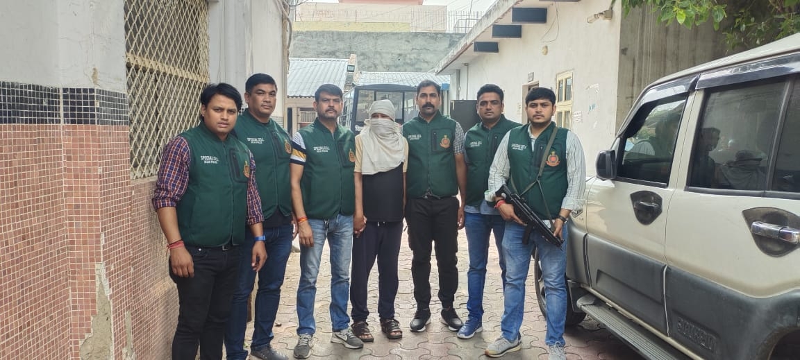 NE Delhi riots 2020: One of main conspirators in murder of cop HC Rattan Lal nabbed NE Delhi riots 2020: One of main conspirators in murder of cop HC Rattan Lal nabbed