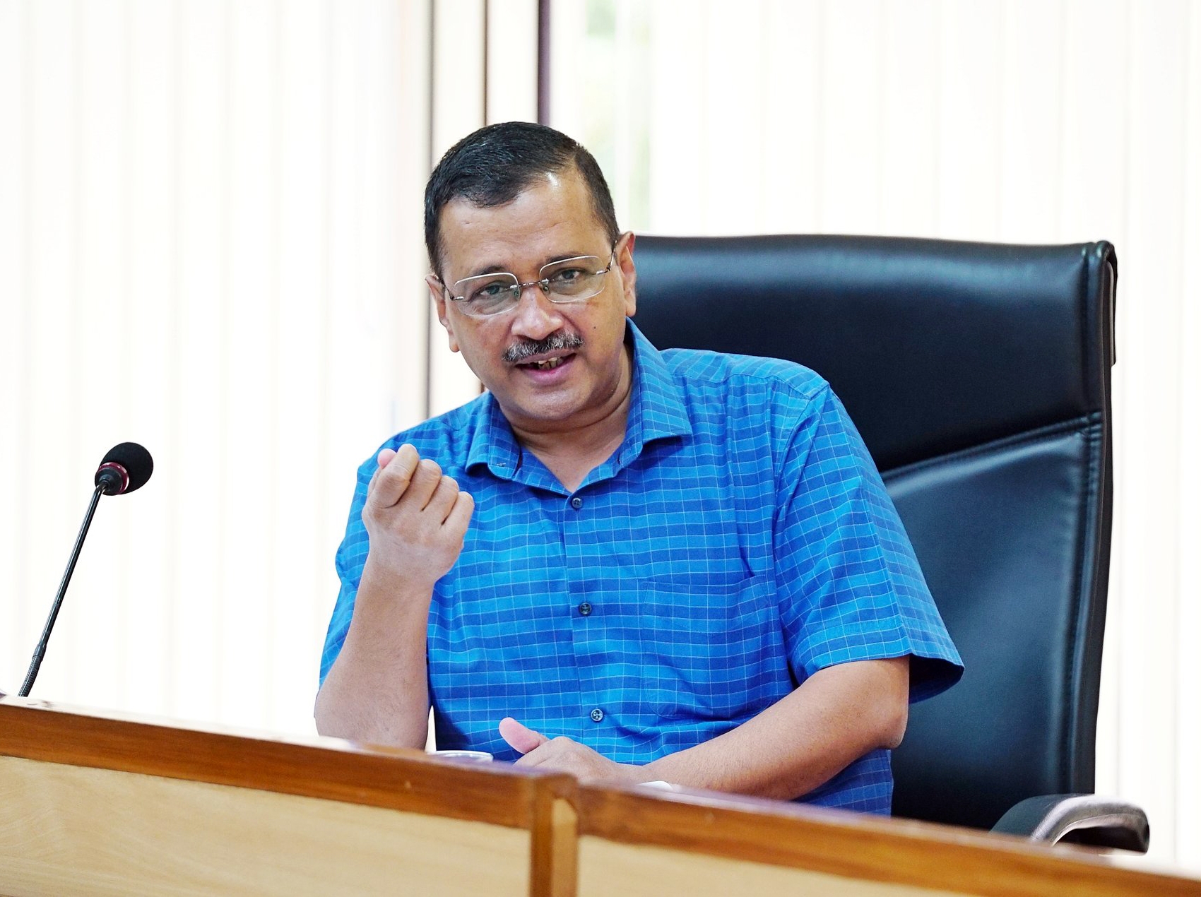 Oppn meet: Kejriwal raises ordinance row, Cong says gathered for national issues Oppn meet: Kejriwal raises ordinance row, Cong says gathered for national issues