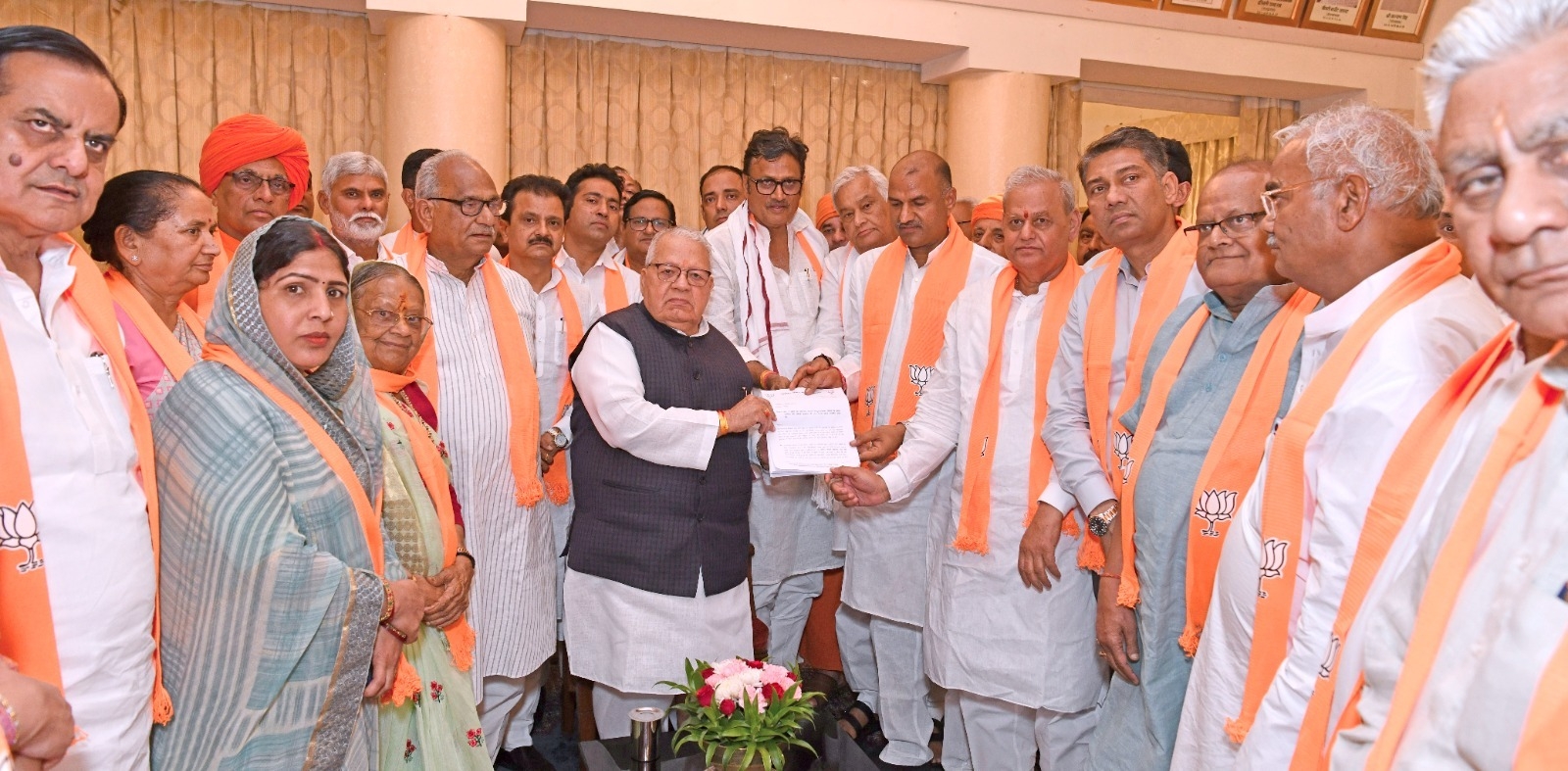 Rajasthan getting bad name due to CM Gehlot, alleges BJP; submits memo to Guv Rajasthan getting bad name due to CM Gehlot, alleges BJP; submits memo to Guv