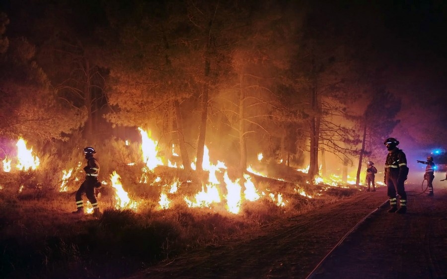 Hundreds evacuated as wildfire burns on Gran Canaria island