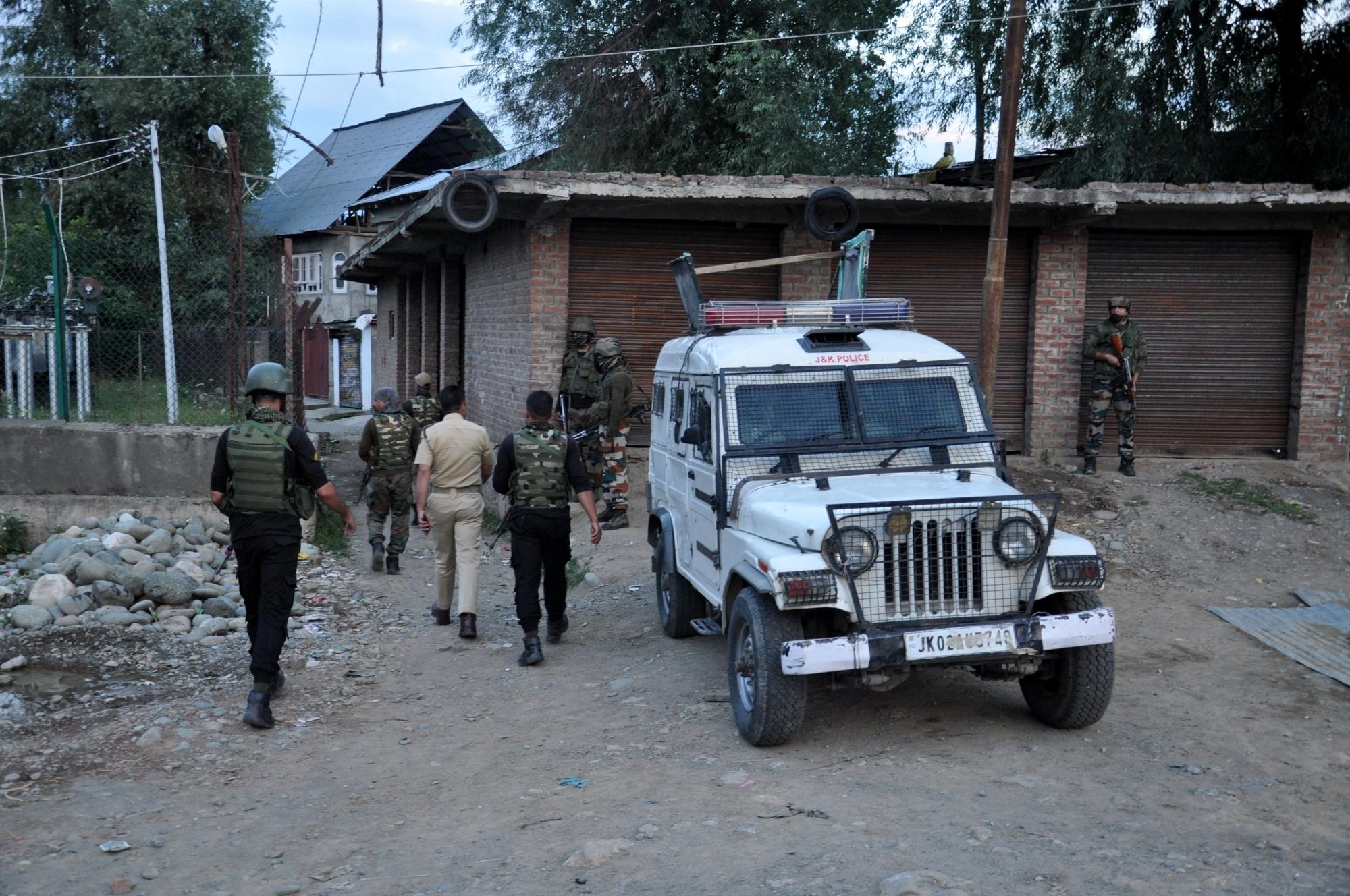 Terrorists fire at 2 non-local labourers in J&K’s Anantnag