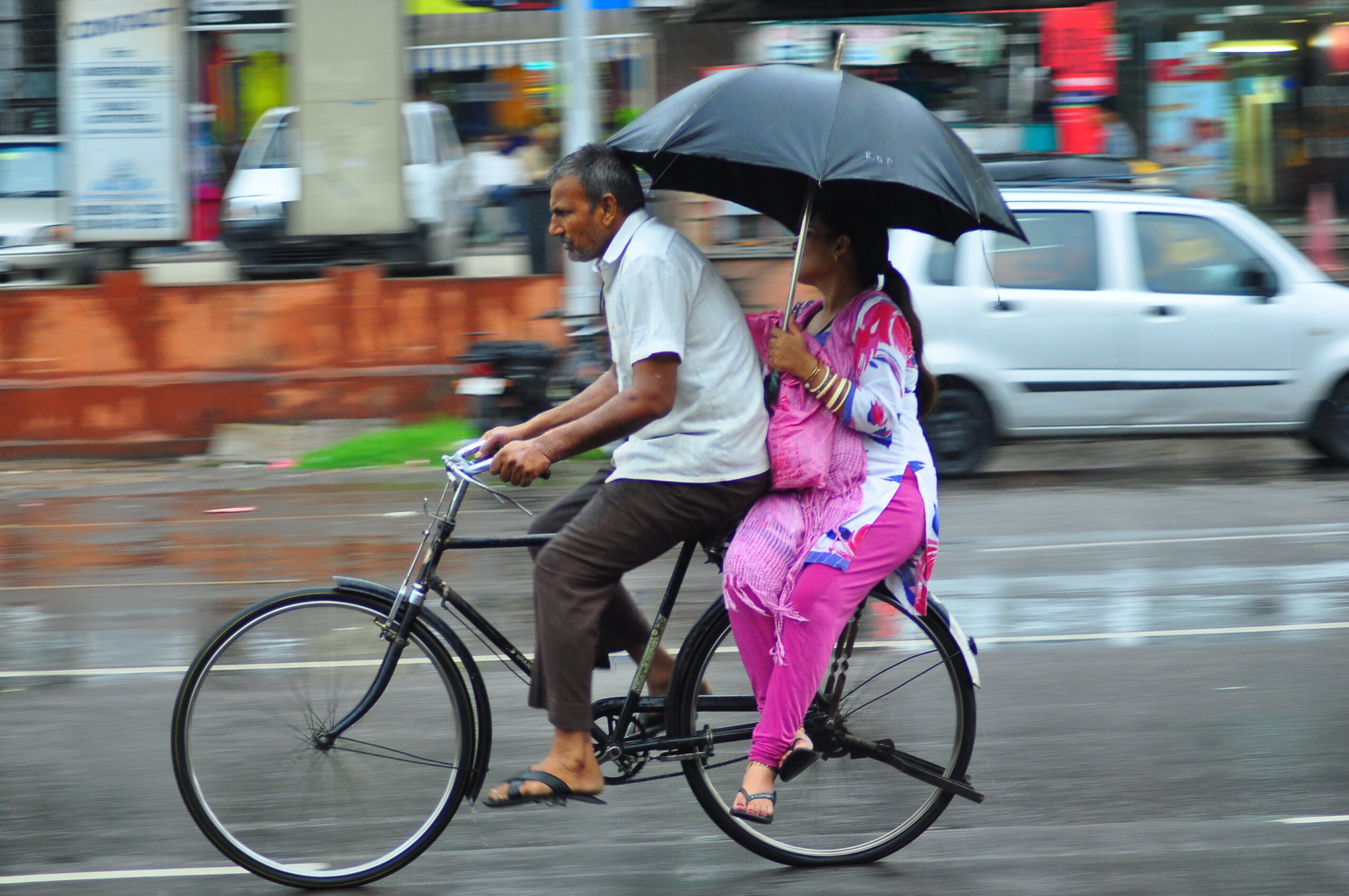 Incessant rain in UP claim 36 people in 24 hrs Incessant rain in UP claim 36 people in 24 hrs