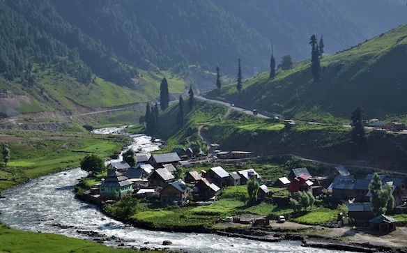 AIR Srinagar set to host historic Pahari show near LoC in J&K’s Keran AIR Srinagar set to host historic Pahari show near LoC in J&K’s Keran
