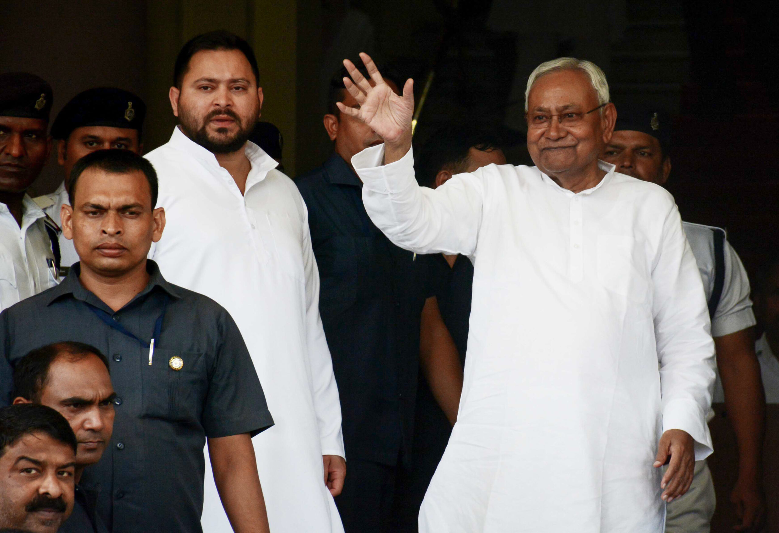 Bihar Mahagathbandhan leaders to leave for B’luru Oppn meet today