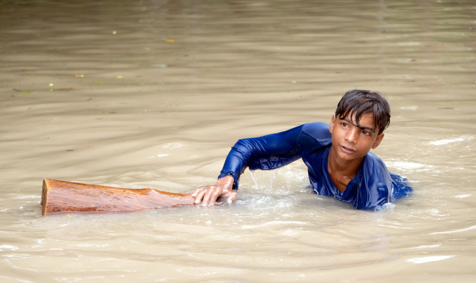 Delhi: Over 10 students trapped in floodwater rescued Delhi: Over 10 students trapped in floodwater rescued