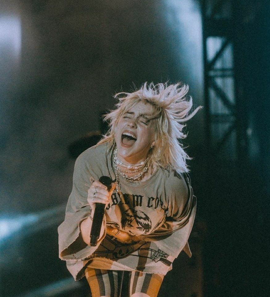 Billie Eilish mourns death of childhood ‘lifelong best friend’ pet dog Pepper Billie Eilish mourns death of childhood ‘lifelong best friend’ pet dog Pepper