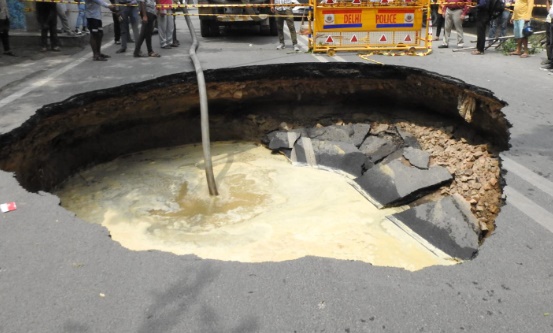 Road caves in Delhi’s Janakpuri, no injuries reported