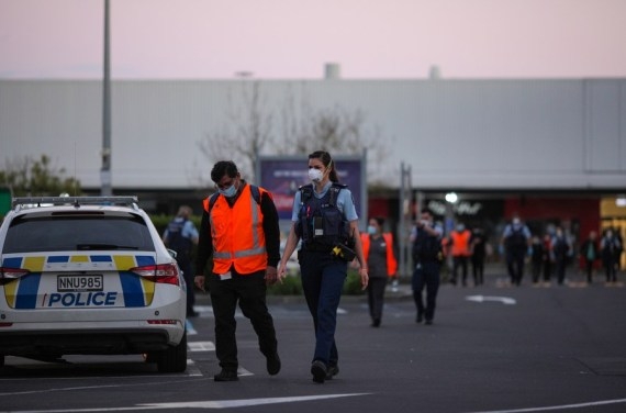 Auckland shooting victims are 2 men aged in 40s: Police Auckland shooting victims are 2 men aged in 40s: Police