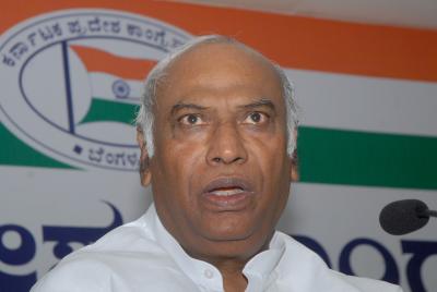 Mallikarjun Kharge seeks strict action against man who smeared human waste on Dalit youth in poll-bound MP