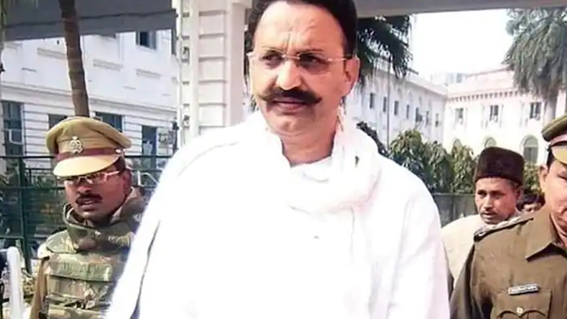 Mukhtar booked for seeking witness’s photo during hearing