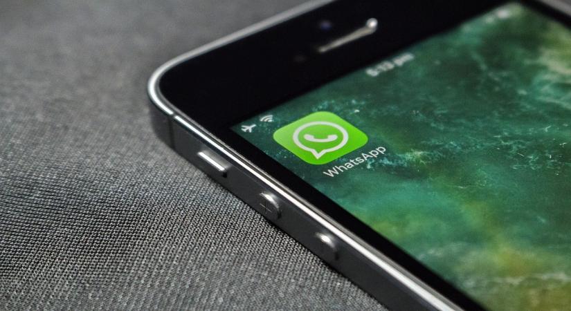 WhatsApp’s new feature to allow add new members to groups directly from chat screen WhatsApp’s new feature to allow add new members to groups directly from chat screen