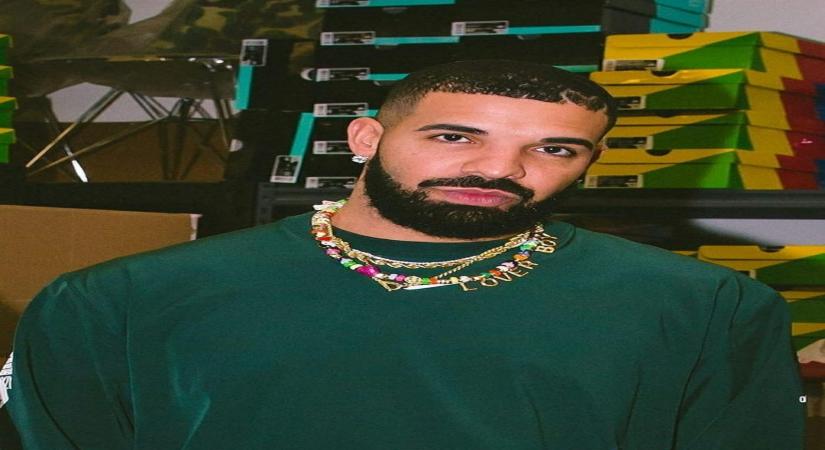 Drake calls out fan who threw vape at him during New York gig Drake calls out fan who threw vape at him during New York gig