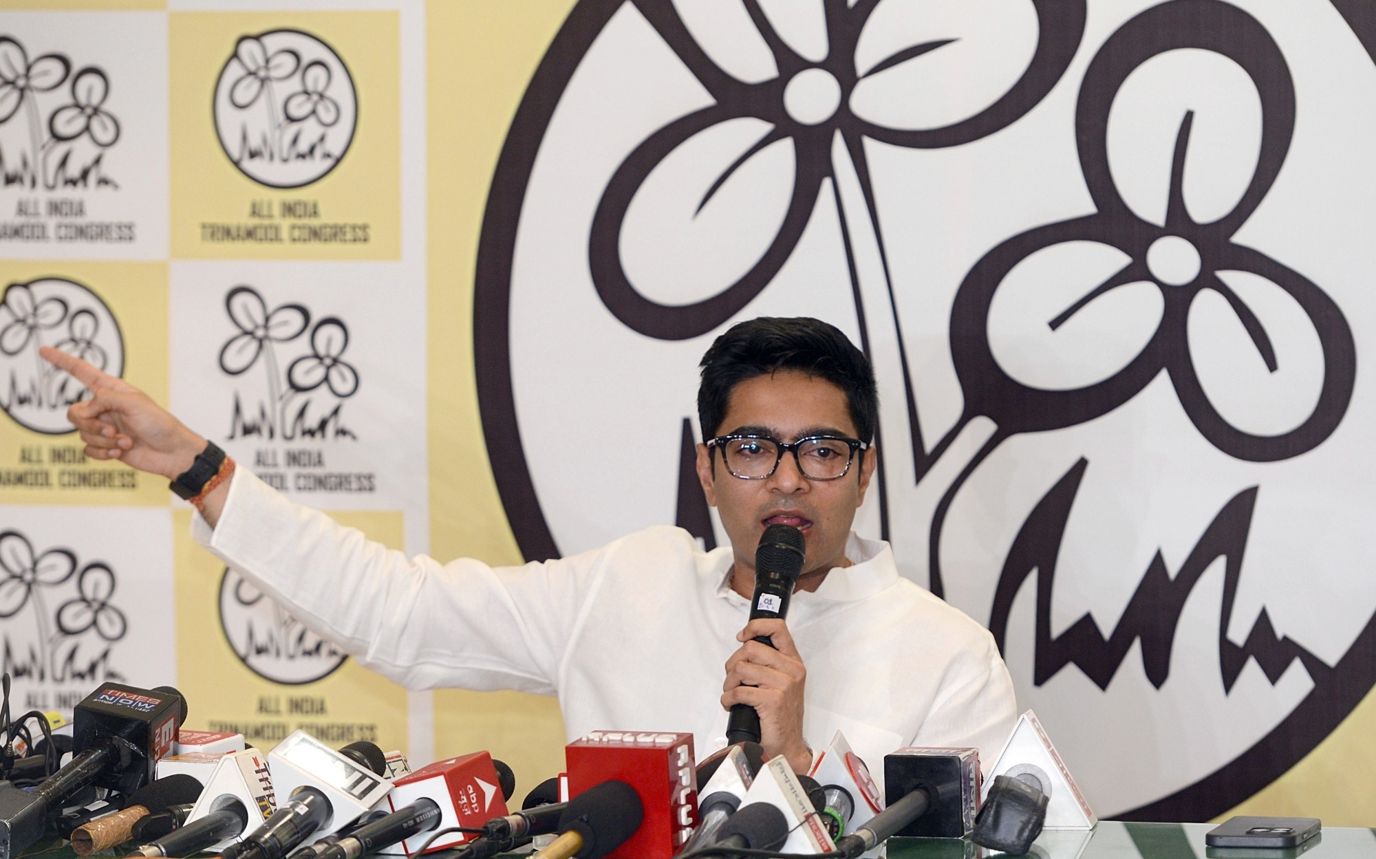 School recruitment case: Calcutta HC grants interim protection against arrest to Abhishek Banerjee