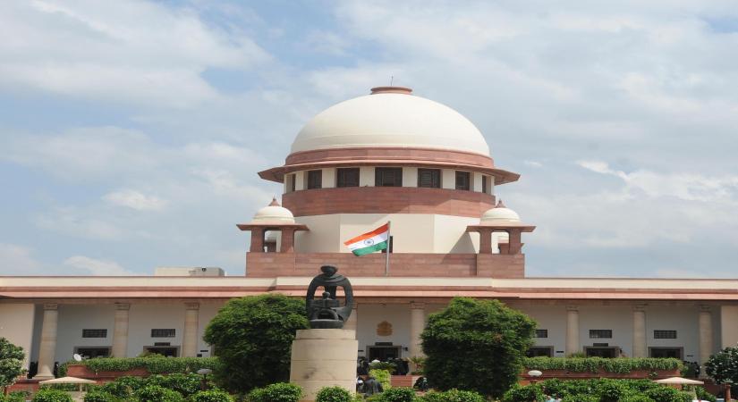 SC refuses to interfere with Assam delimitation exercise, issues notice to Centre and EC on constitutionality SC refuses to interfere with Assam delimitation exercise, issues notice to Centre and EC on constitutionality