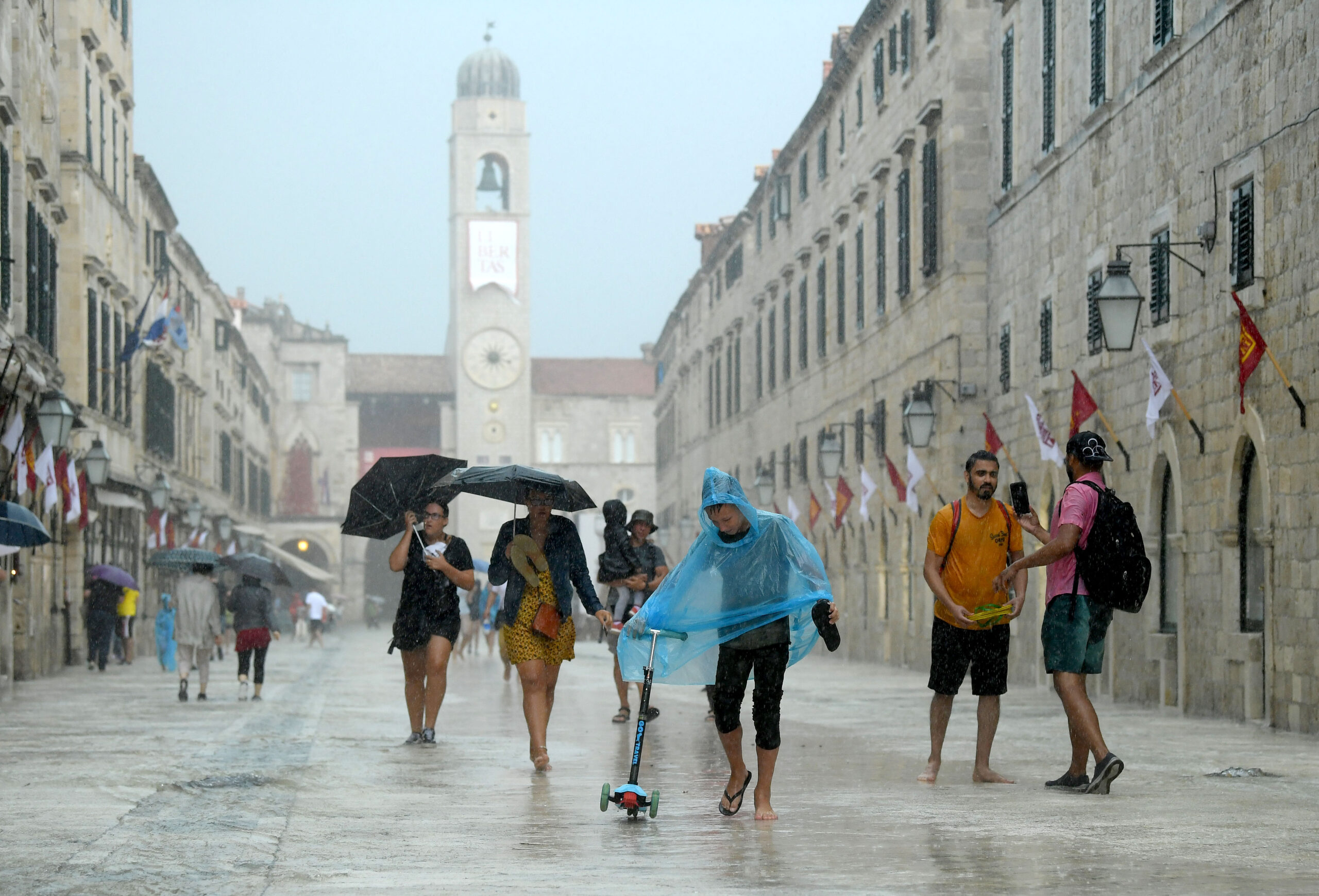 2 killed, several injured as powerful storm batters Zagreb