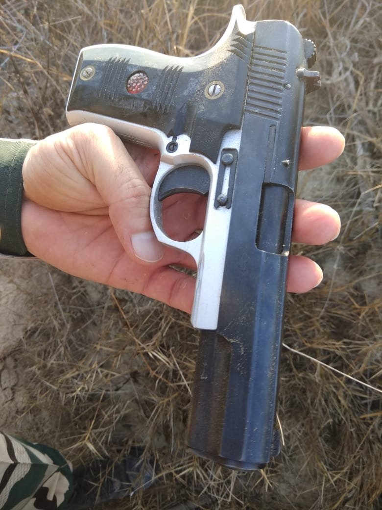 IInter-state illegal firearm syndicate busted in Delhi, three held with 15 pistols