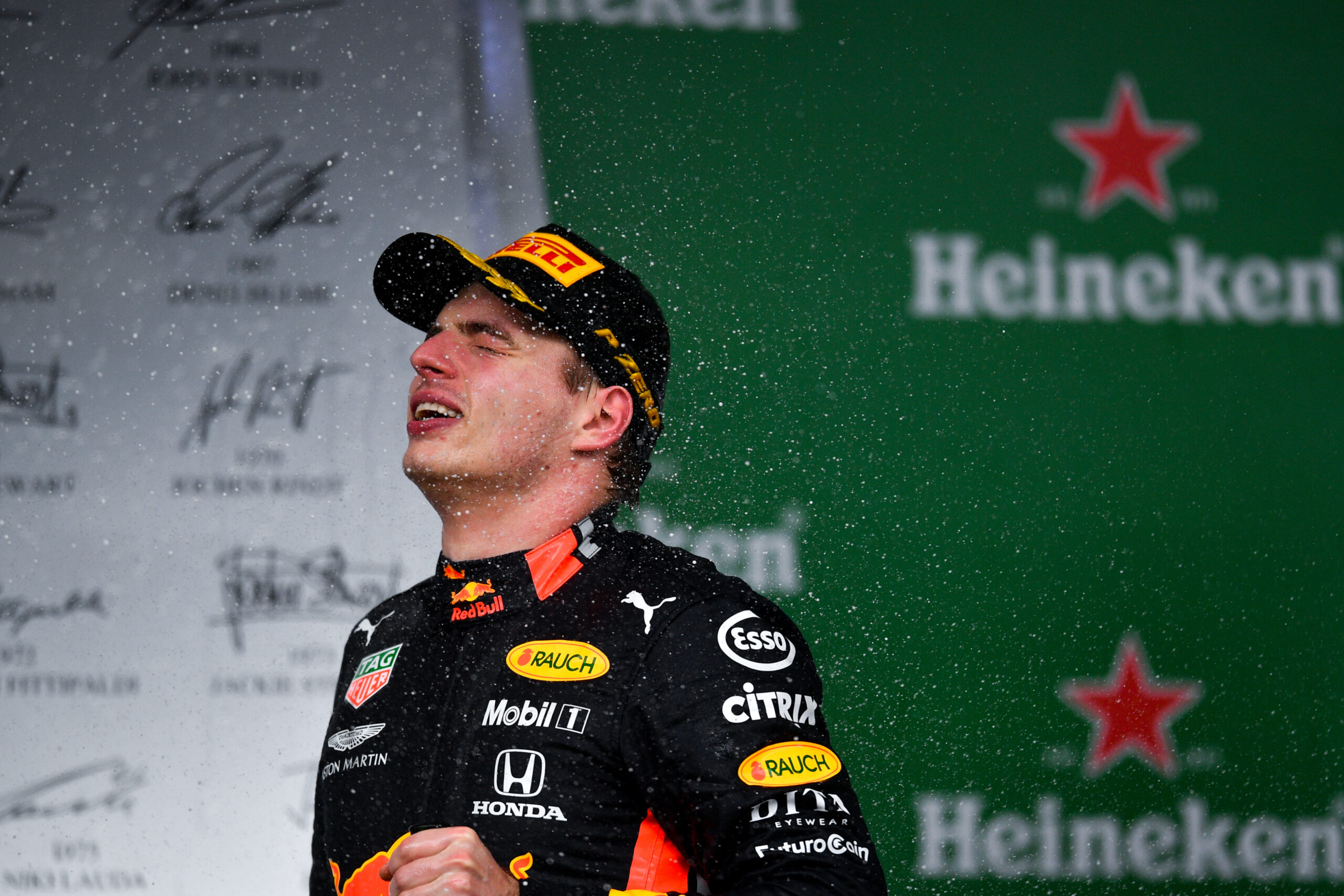 Verstappen eases to F1 British GP win