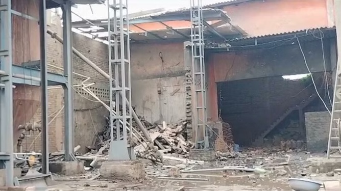 2 dead in boiler blast at chemical factory in Muzaffarnagar