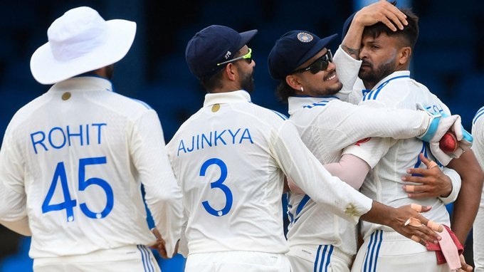 WI vs IND, 2nd Test: Debutant Mukesh Kumar earns praise from bowling coach Paras Mhambrey WI vs IND, 2nd Test: Debutant Mukesh Kumar earns praise from bowling coach Paras Mhambrey