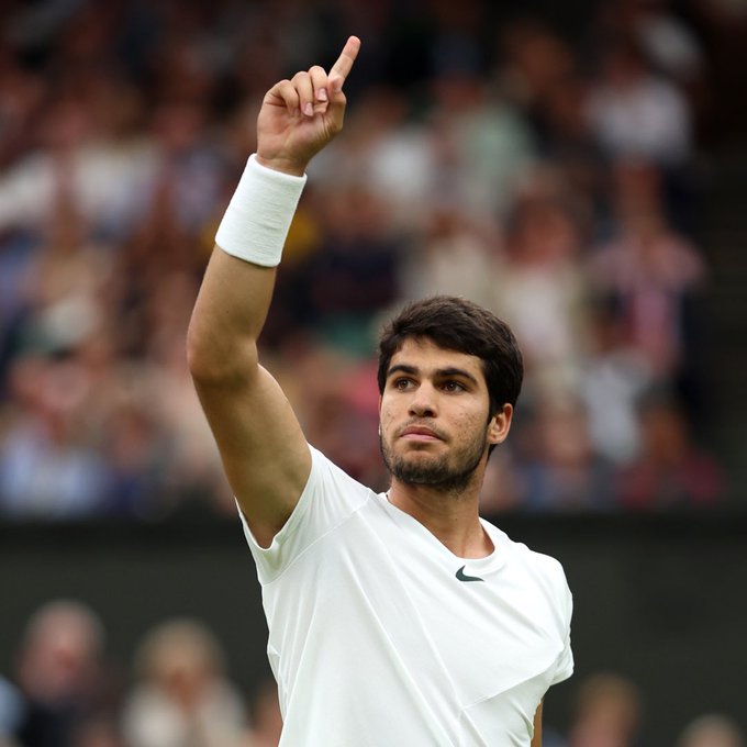 Wimbledon: Alcaraz dispatches Medvedev to set up final clash with Djokovic