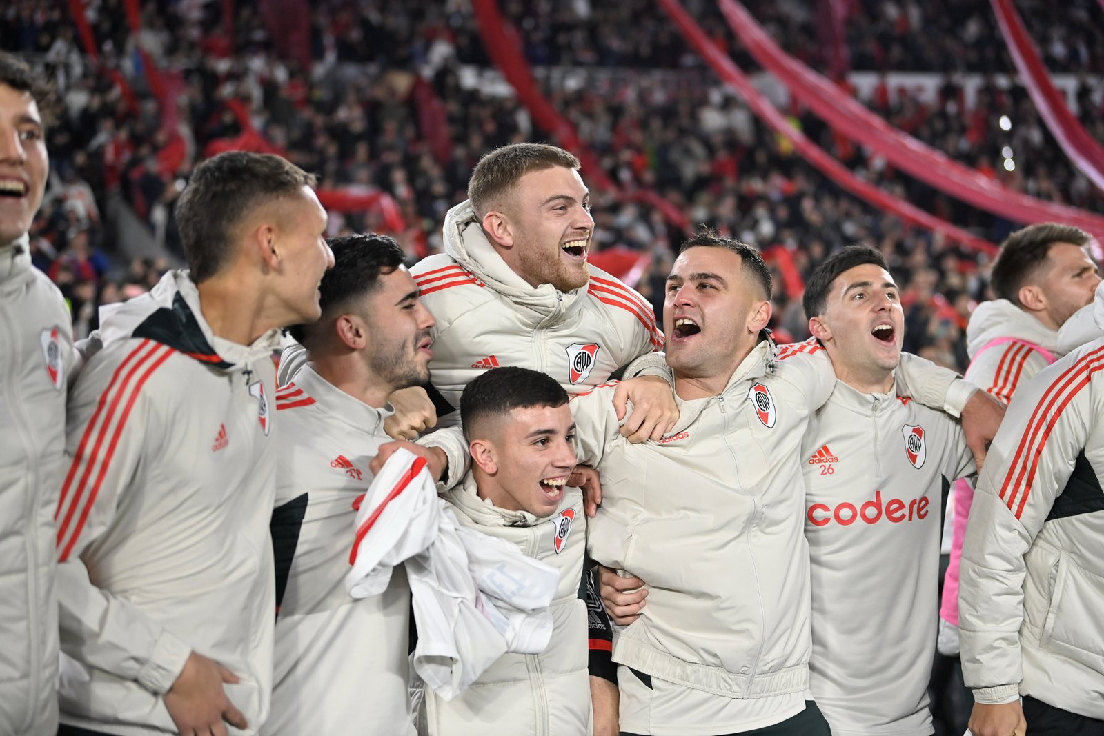 River Plate win 38th Argentine top flight title 1 F1H3ohJXwAAQtuj