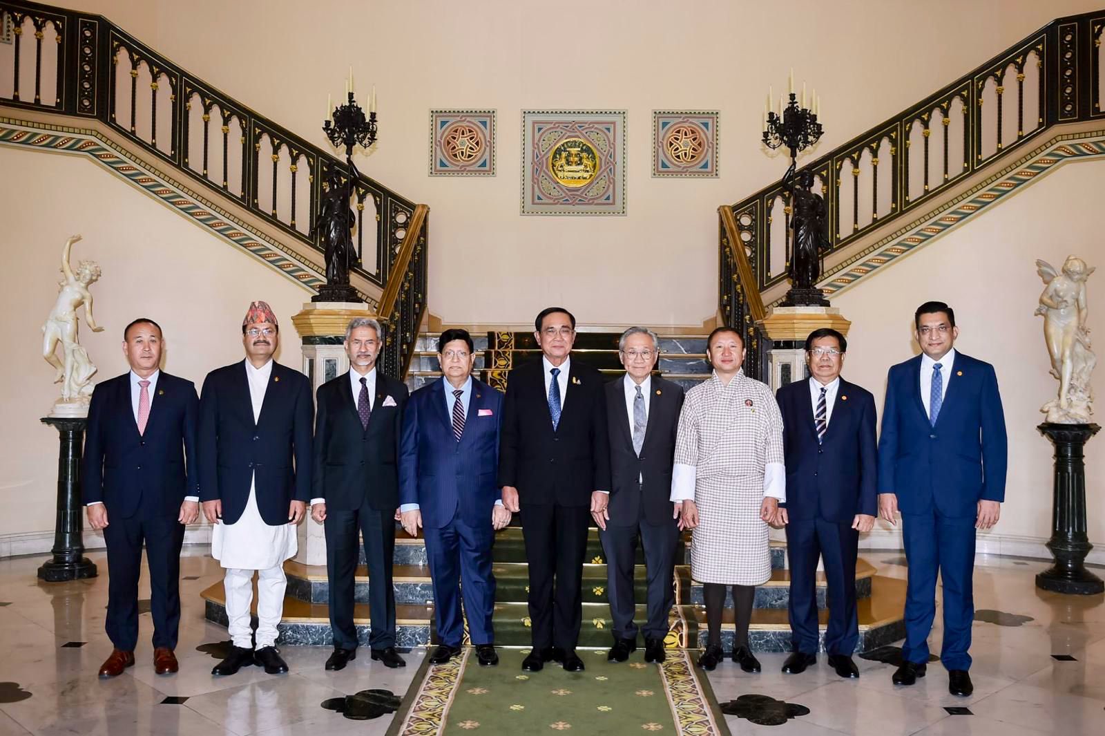 Jaishankar meets Thai PM, conveys Modi’s greetings