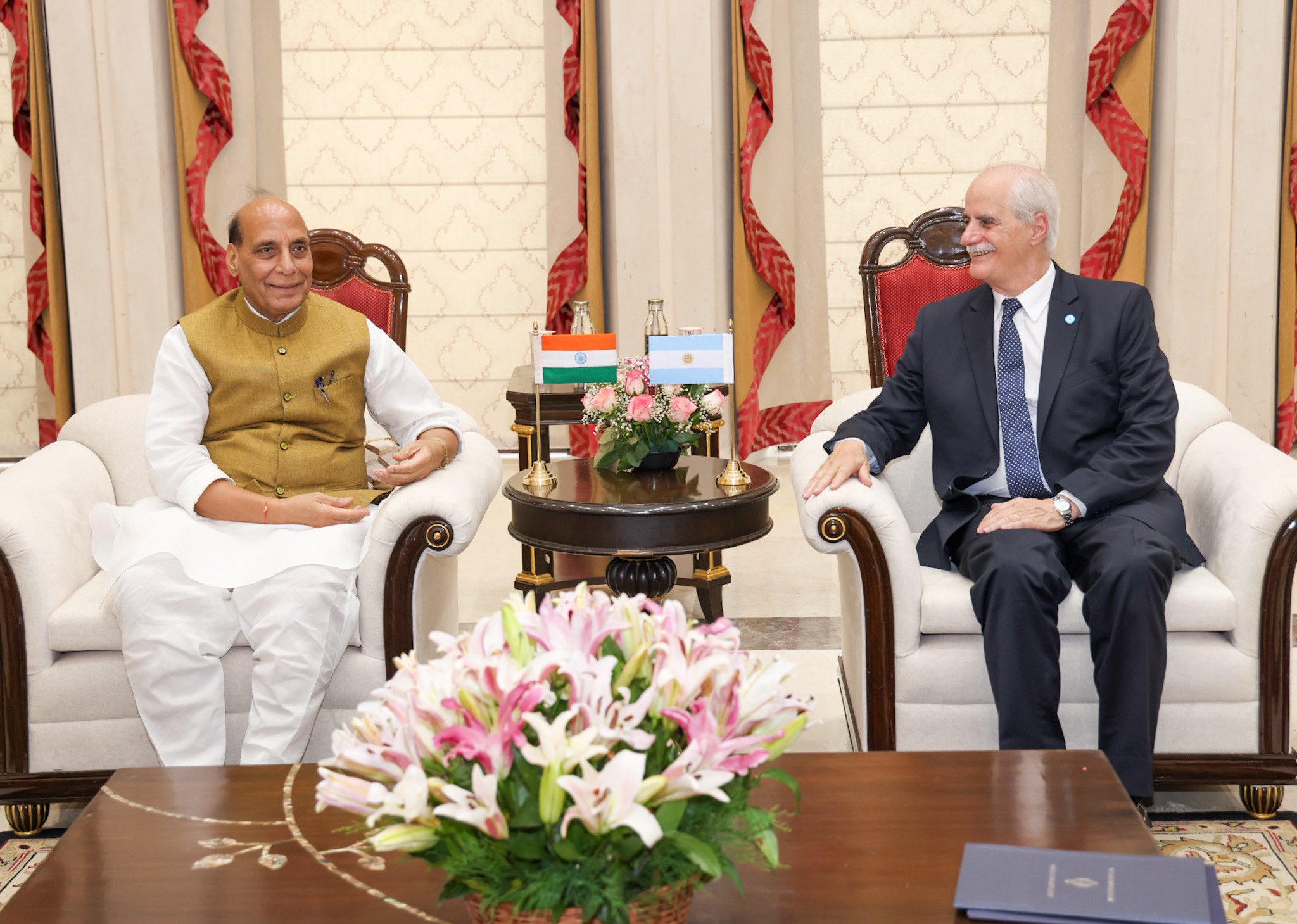 Rajnath Singh, Argentine counterpart hold talks Rajnath Singh, Argentine counterpart hold talks