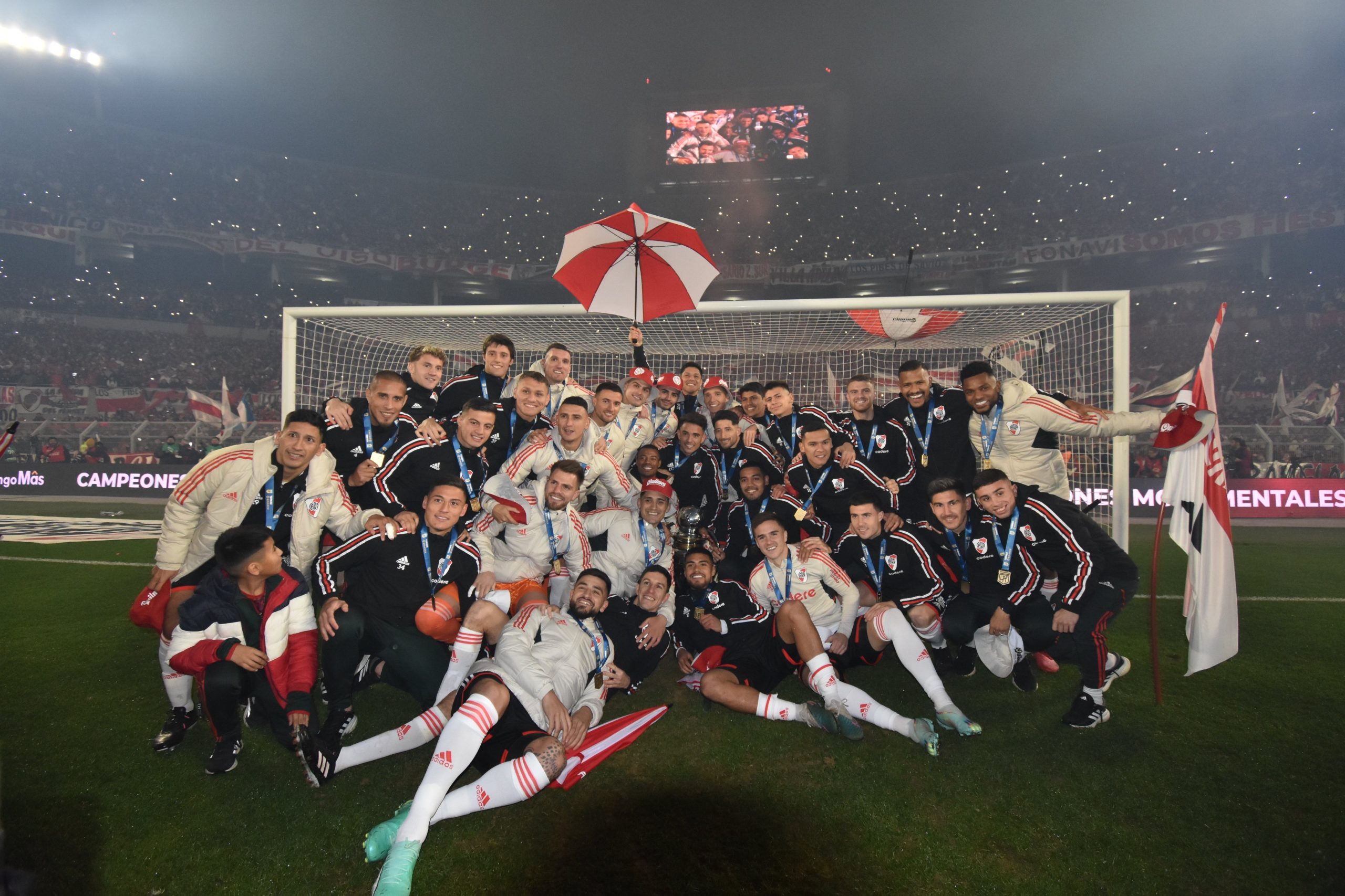 River Plate beat Racing 2-1 in season finale River Plate beat Racing 2-1 in season finale