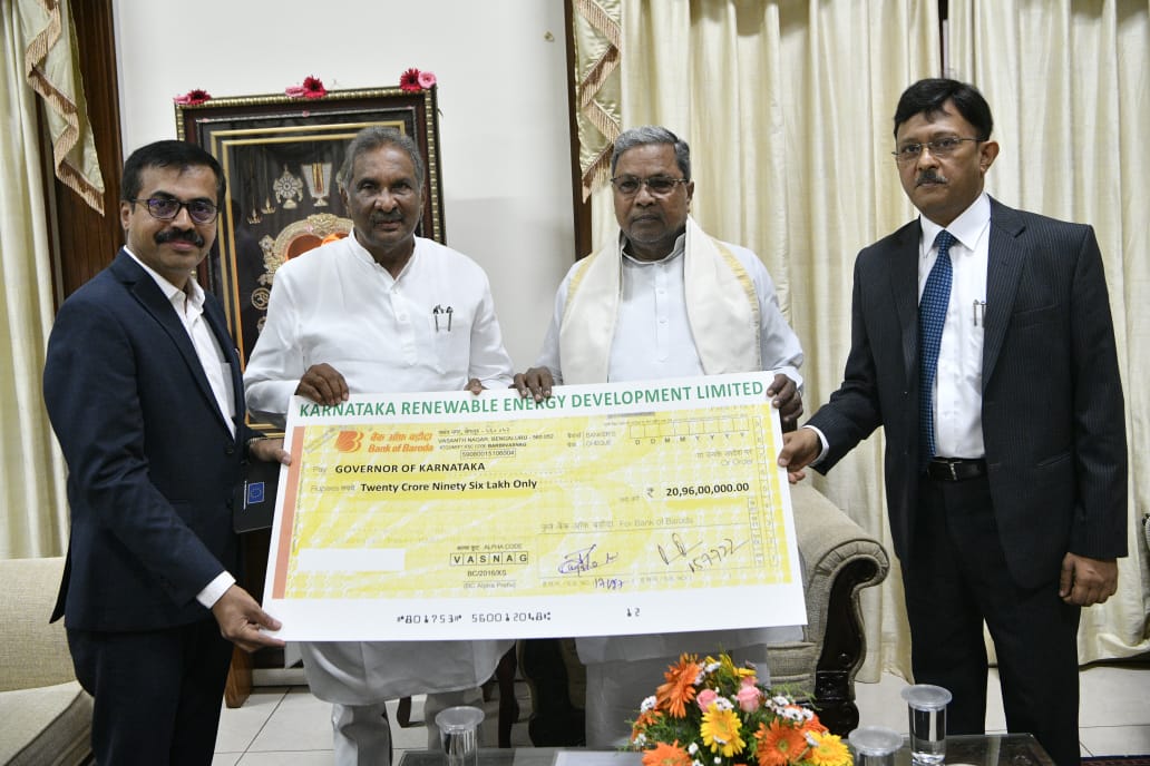 KREDL presents Rs 20.96cr dividend cheque to K’taka CM