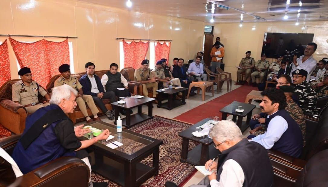 Pilgrims are now Brand Ambassadors of J&K: LG Manoj Sinha Pilgrims are now Brand Ambassadors of J&K: LG Manoj Sinha
