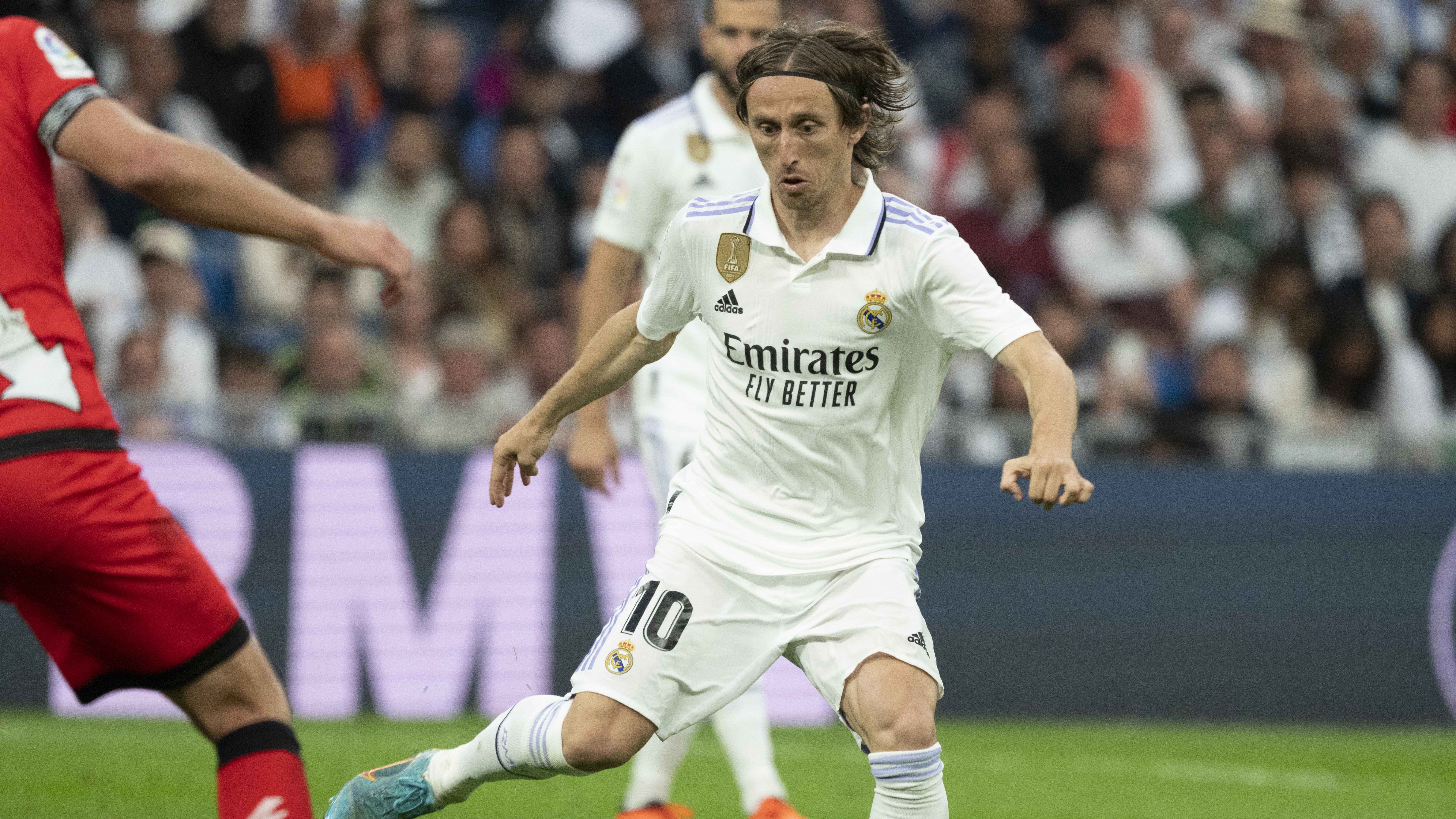 Luka Modric Real Madrid 399b7c6e57