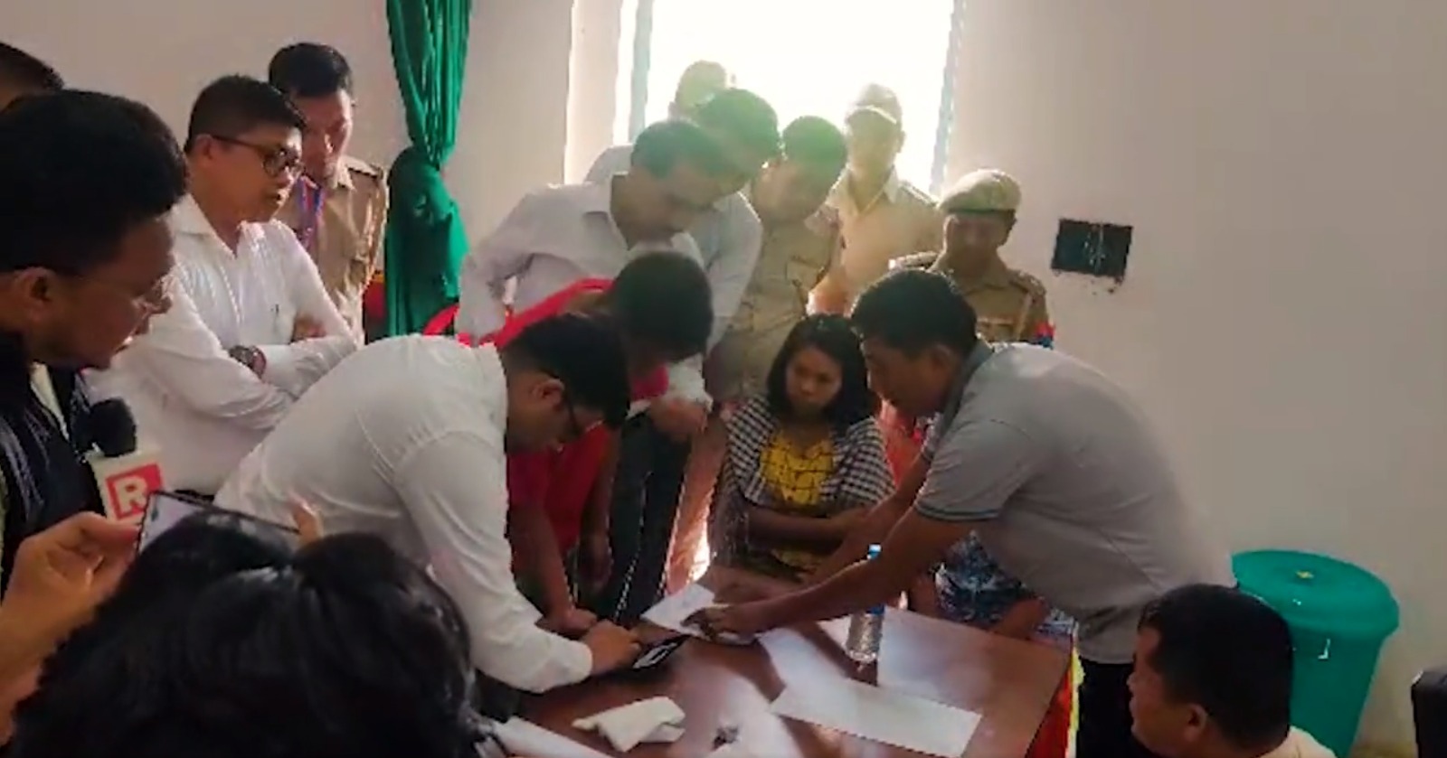 Now Mizoram starts collecting biometrics of 35K Myanmar nationals Now Mizoram starts collecting biometrics of 35K Myanmar nationals