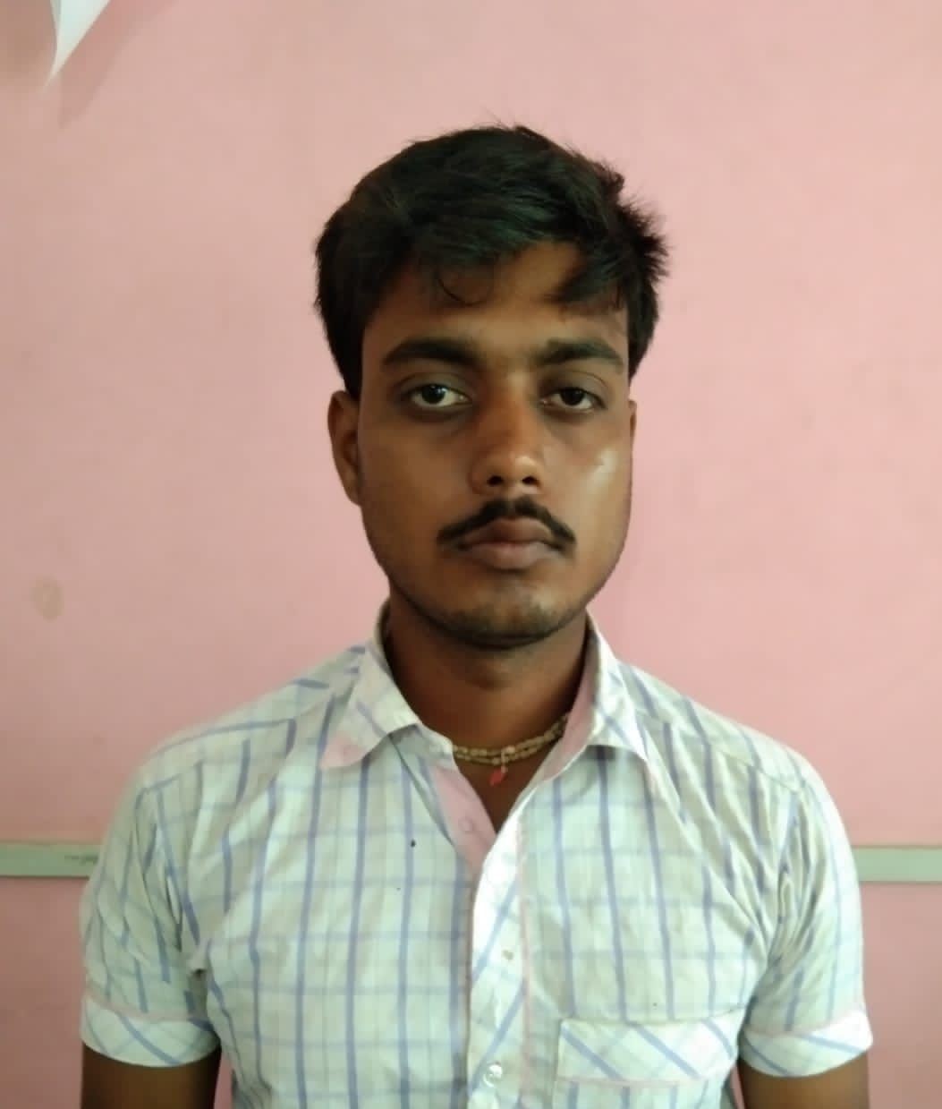 UP ATS ARRESTS ABSCONDING MAN FOR CIRCULATING FAKE INDIAN CURRENCY NOTES