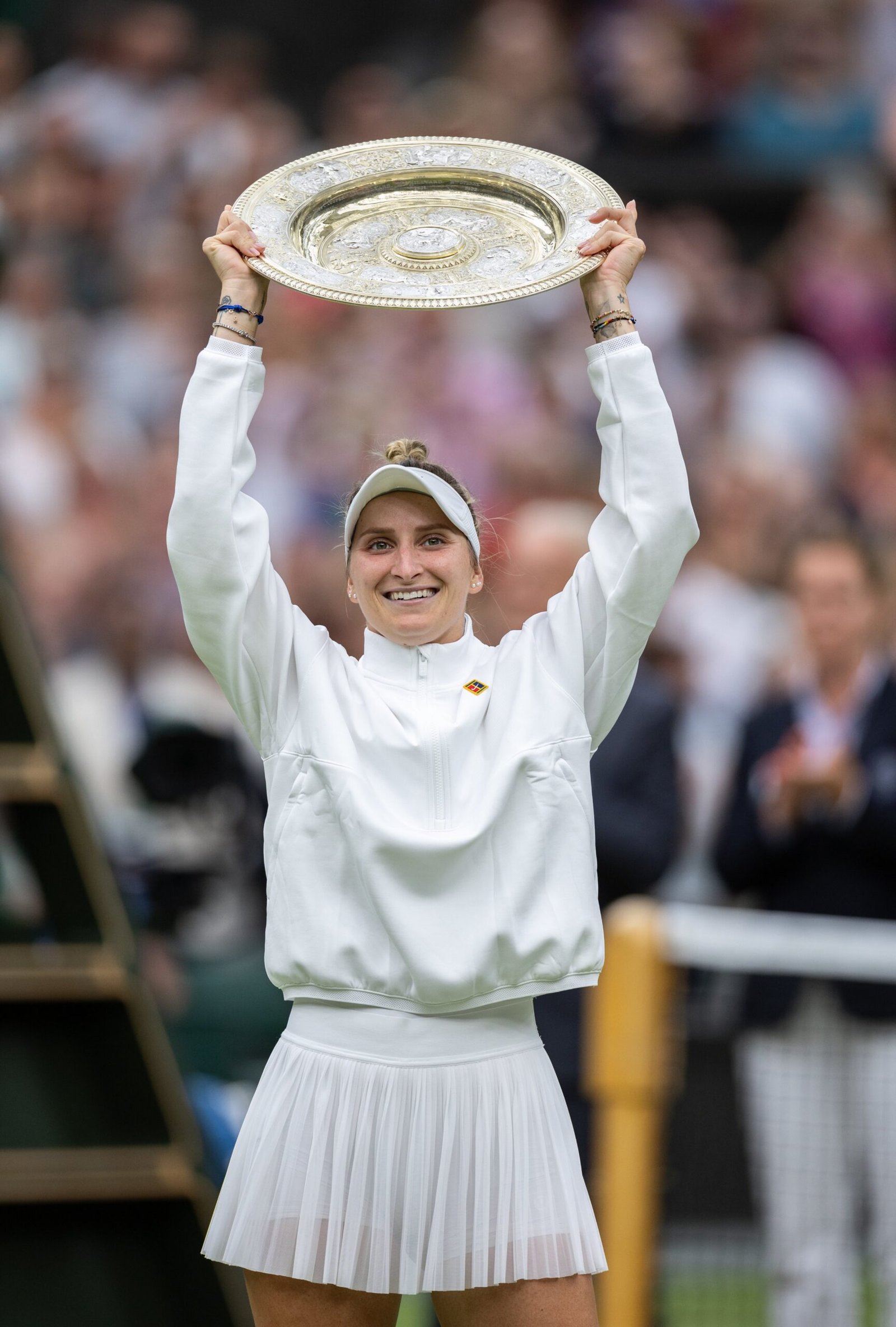 Wimbledon: Unseeded Vondrousova stuns Jabeur to win first Grand Slam title Wimbledon: Unseeded Vondrousova stuns Jabeur to win first Grand Slam title