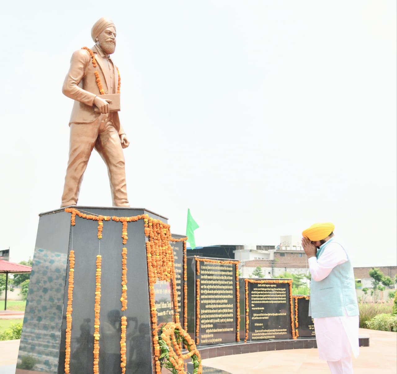 Punjab CM bats for Bharat Ratna for Udham Singh, Bhagat Singh & Kartar Singh Punjab CM bats for Bharat Ratna for Udham Singh, Bhagat Singh & Kartar Singh