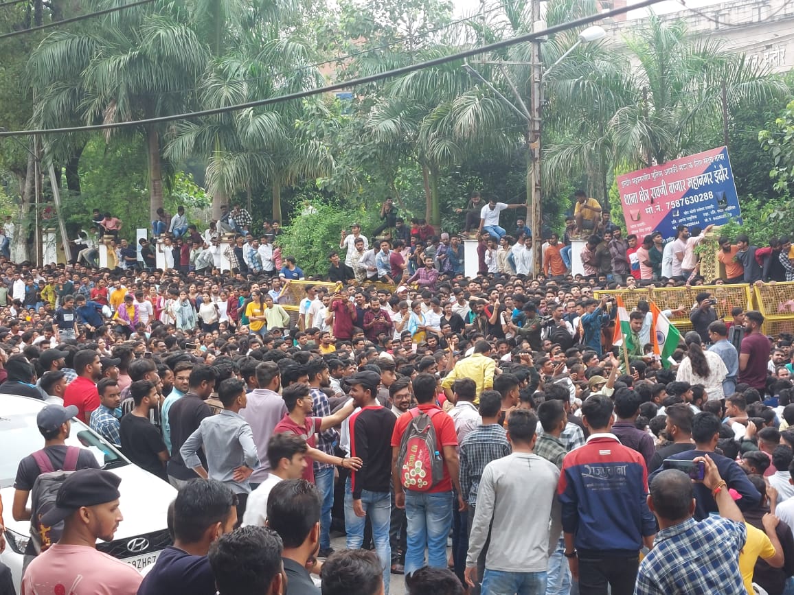 MP govt appoints retired HC judge to probe irregularities in patwari exams