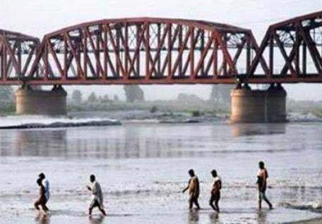 Two Indians swept away by river reach Pakistan Two Indians swept away by river reach Pakistan