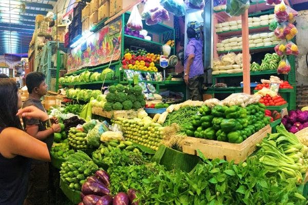 Kolkata: No respite from soaring veggie prices despite daily supervision by task force