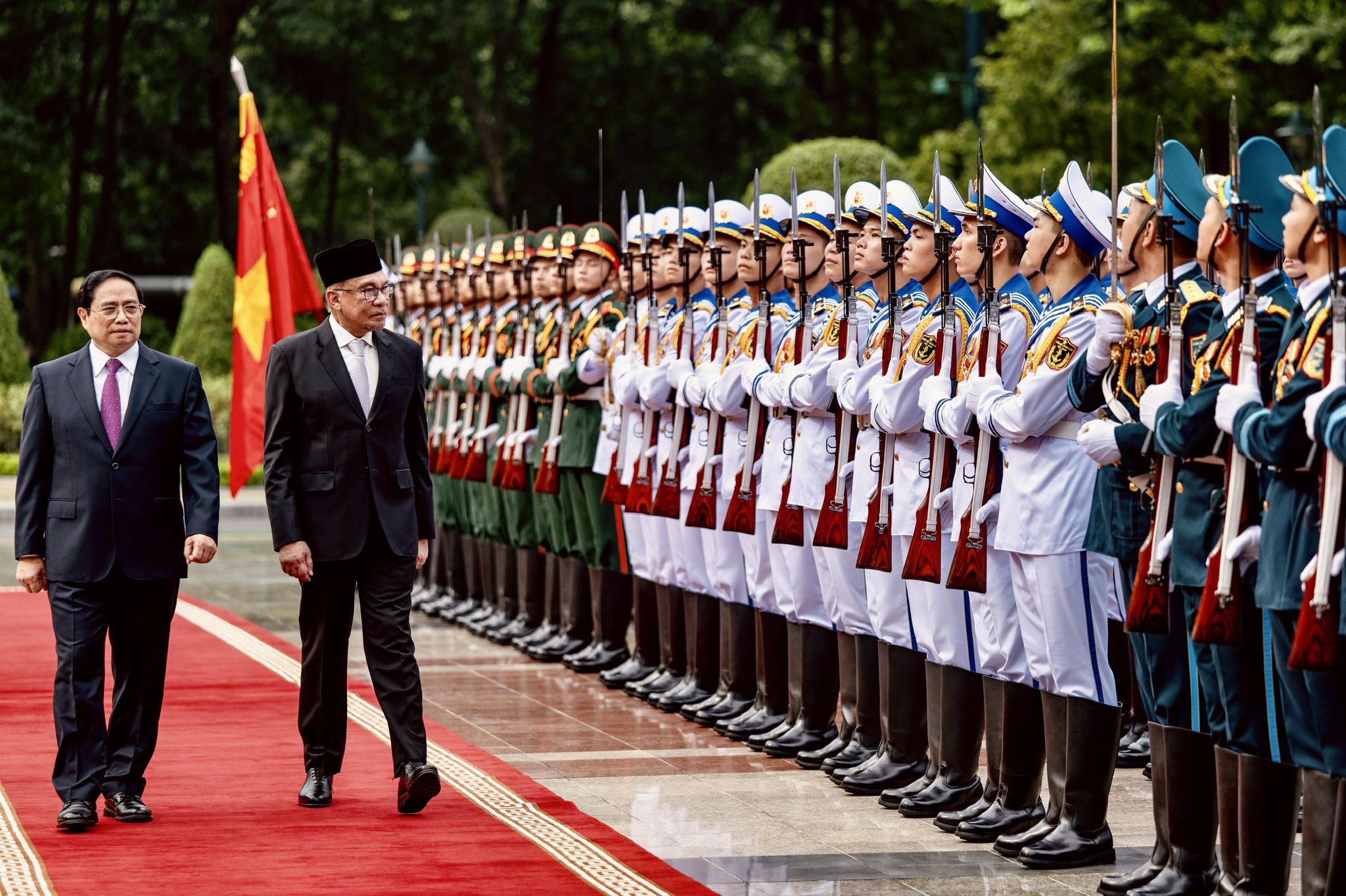 Vietnam, Malaysia to lower trade barriers