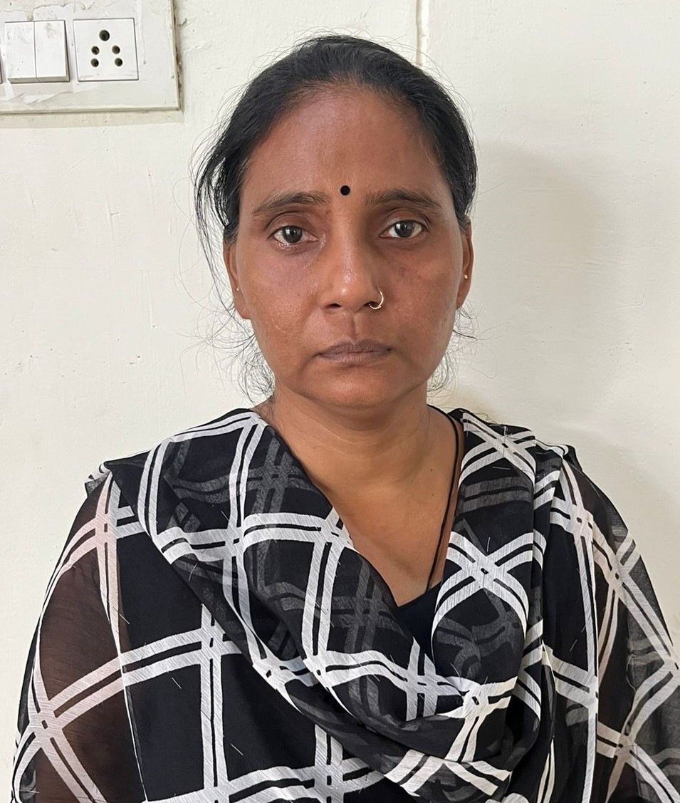 Woman mastermind held for duping people of Rs 100 cr Woman mastermind held for duping people of Rs 100 cr