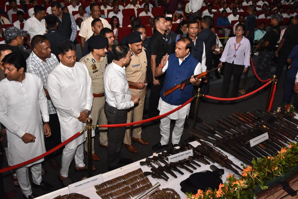 Assam: Over 1K cadres of 5 Adivasi extremist groups lay down arms 