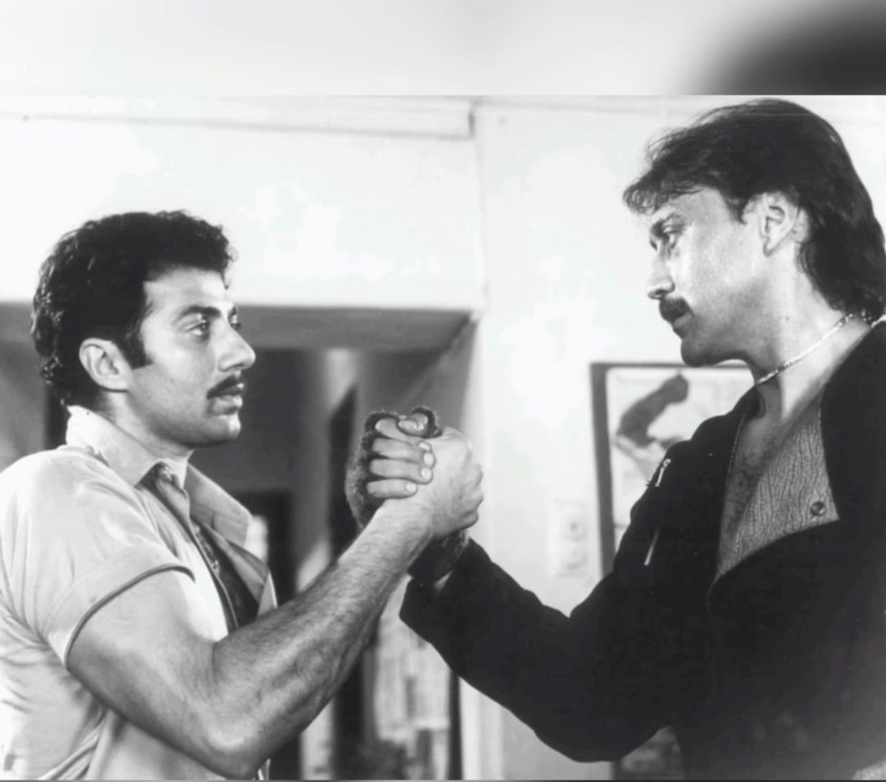Jackie Shroff shares montage of unseen pics as ‘Tridev’ turns 34 Jackie Shroff shares montage of unseen pics as ‘Tridev’ turns 34