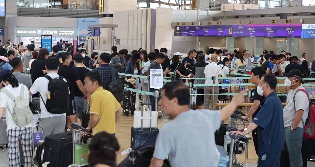 S.Korea reports net inflow of migrants in 2022 S.Korea reports net inflow of migrants in 2022