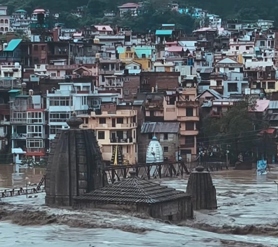 Mandi’s Panchvaktra temple withstands worst natural calamity Mandi’s Panchvaktra temple withstands worst natural calamity