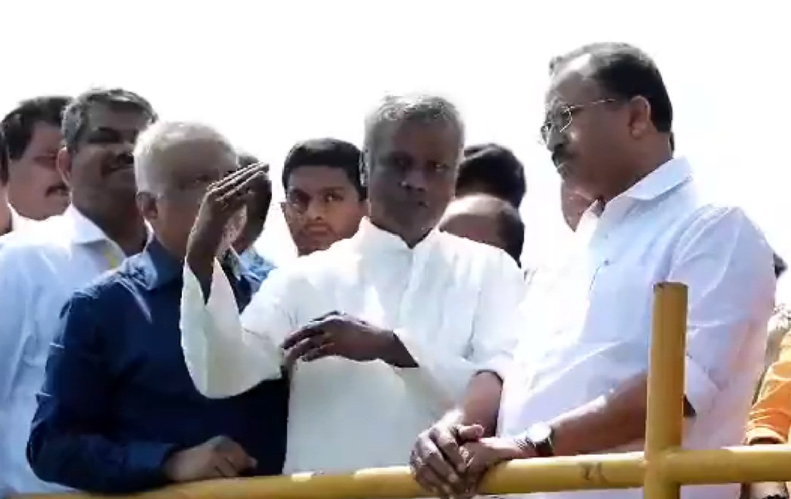 Muthalapozhi boat tragedy: Eyeing 2024 polls, all parties heading to coastal hamlet
