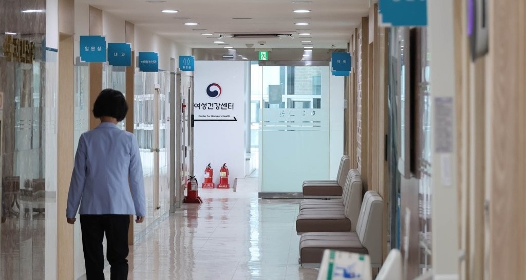 Number of N.Korean defectors entering S.Korea nearly doubles on-quarter in Q2
