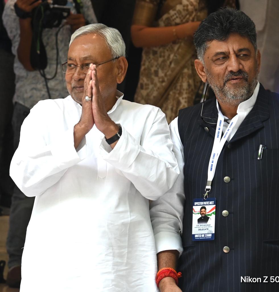 Nitish, Lalu Prasad, Tejashwi skip media interactions on Patna return Nitish, Lalu Prasad, Tejashwi skip media interactions on Patna return